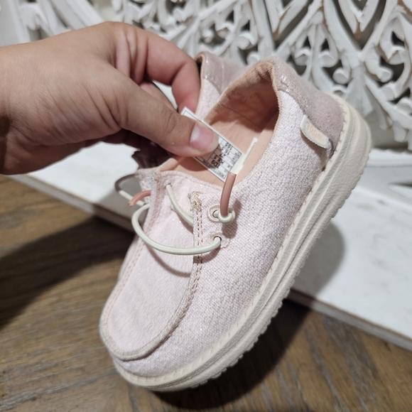 Hey Dudes Pink Glitter Casual Slip-On Shoes Girls Toddler 9 - Picture 4 of 7
